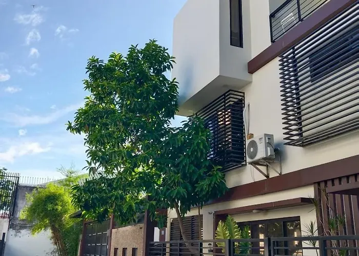 Near T1 Airpor, Garden With 20m Pool Villa, Family & Group Event & Ktv Manila