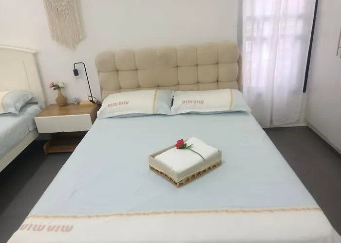 Villa Near T1 Airpor, Garden With 20m Pool Villa, Family & Group Event & Ktv